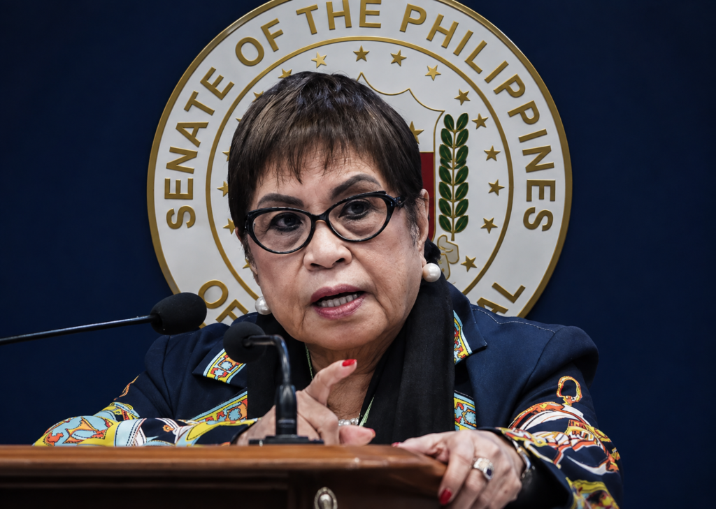 Lorna Kapunan | Education, Professional Career & Issue