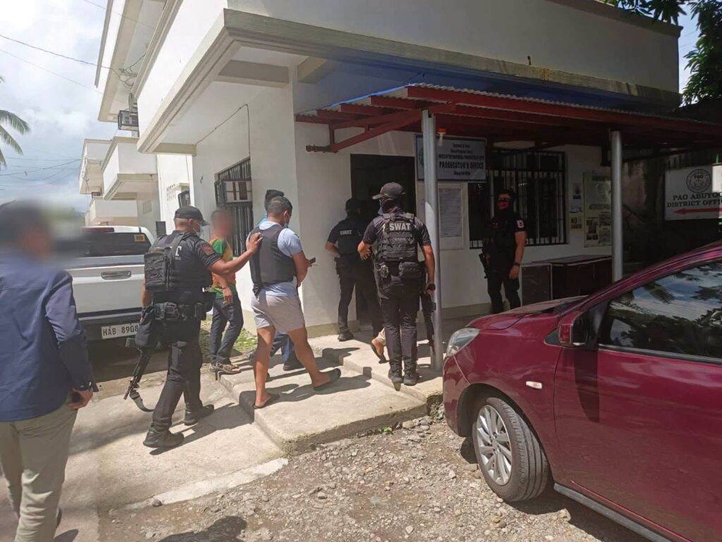 Pagdukot na may Dalawang Pagpatay, Isinampa Laban sa Tatlong Suspek sa Kaso ng Mag-amang Bohol sa Leyte