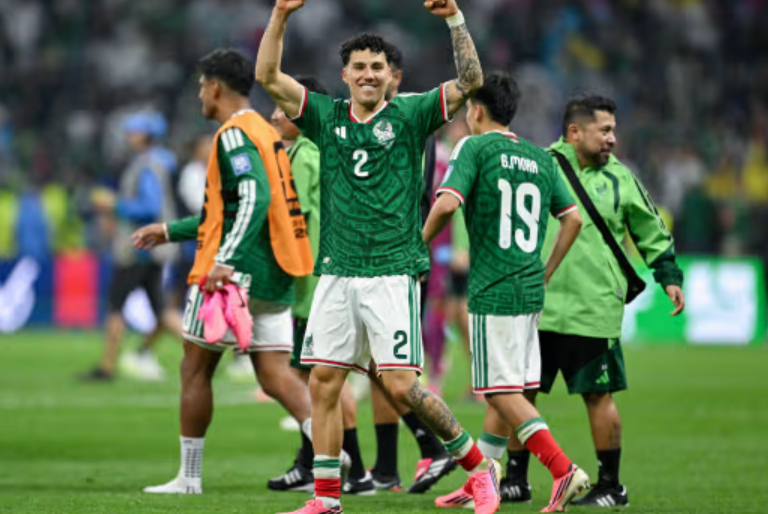 Carl De Souza / AFP via Getty Images