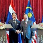 PUTRAJAYA, 9 Julai -- Perdana Menteri Datuk Seri Anwar Ibrahim dan Perdana Menteri Thailand Anutin Charnvirakul bergambar sebelum menyampaikan kenyataan bersama di Bangunan Perdana Putra hari ini. --fotoBERNAMA (2026) HAK CIPTA TERPELIHARA PUTRAJAYA, July 9 -- Prime Minister Datuk Seri Anwar Ibrahim and Thai Prime Minister Anutin Charnvirakul pose for a photograph before delivering a joint statement at Perdana Putra Building today. -- fotoBERNAMA (2026) COPYRIGHT RESERVED