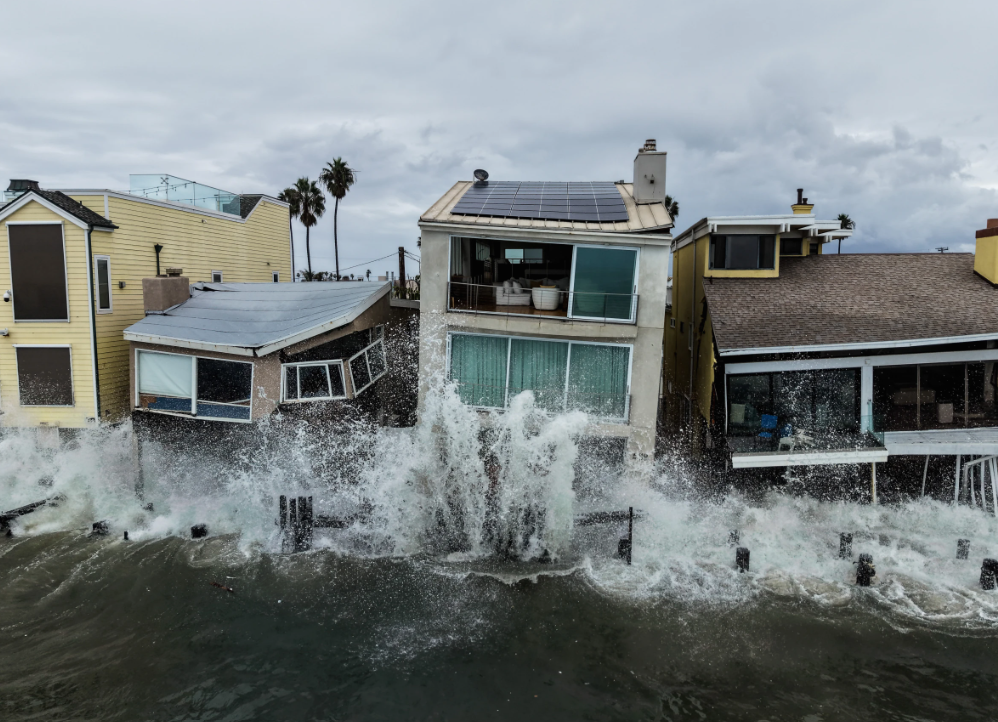 post-tropical cyclone Rachel crash against beachfront homes in Long Beach, California, on Monday, October 12, 2026. (AP Photo